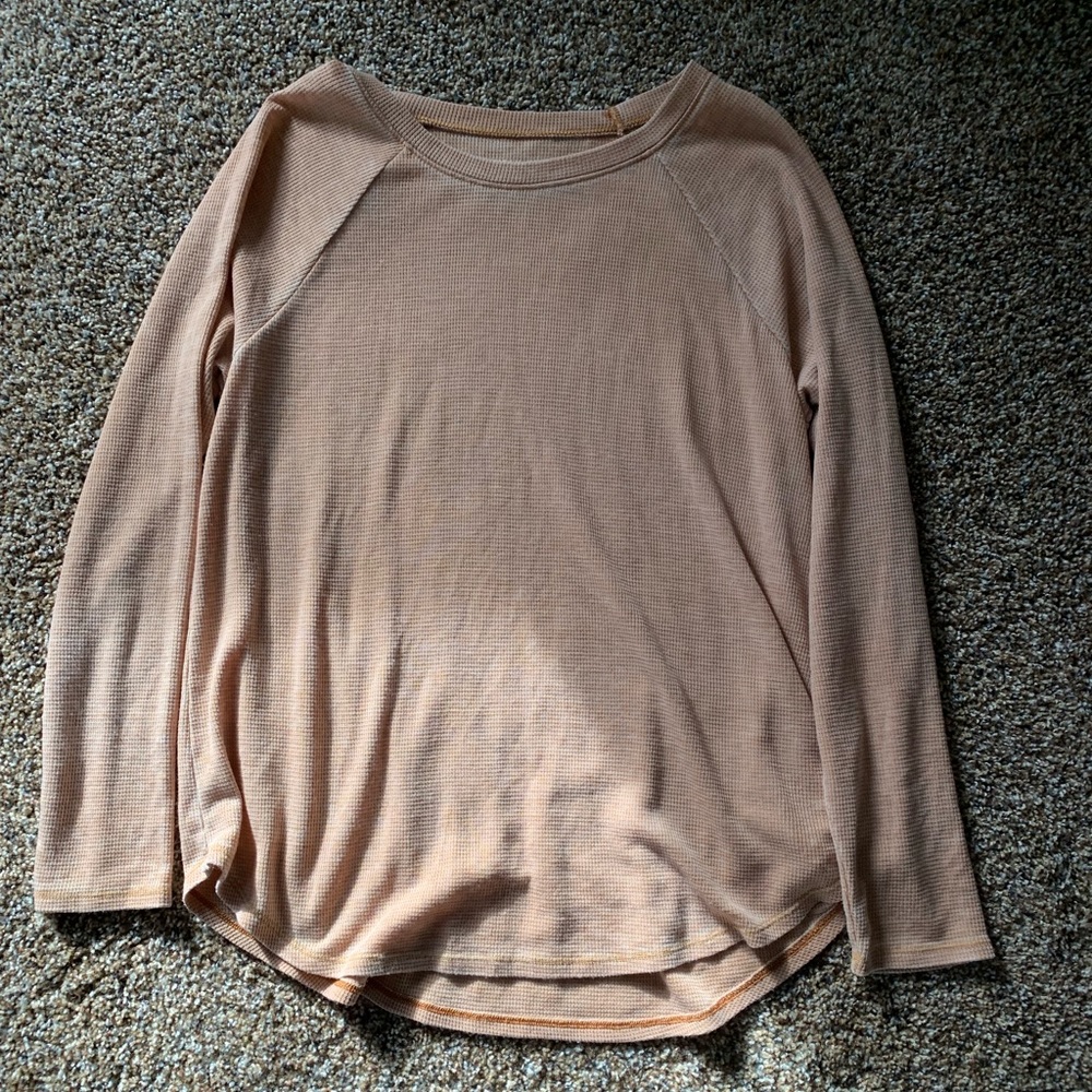 American Eagle Long Sleeve Tee